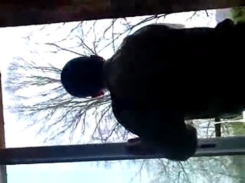 VID 00000-20100325-1821