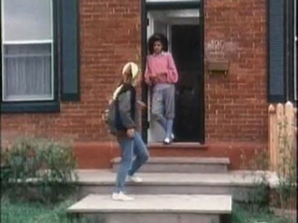 Degrassi Junior High - s02e02 - "A Helping Hand" - (1 of 2)