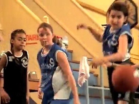 Stade Poitevin Basketball Poussins(es)Mars 2010