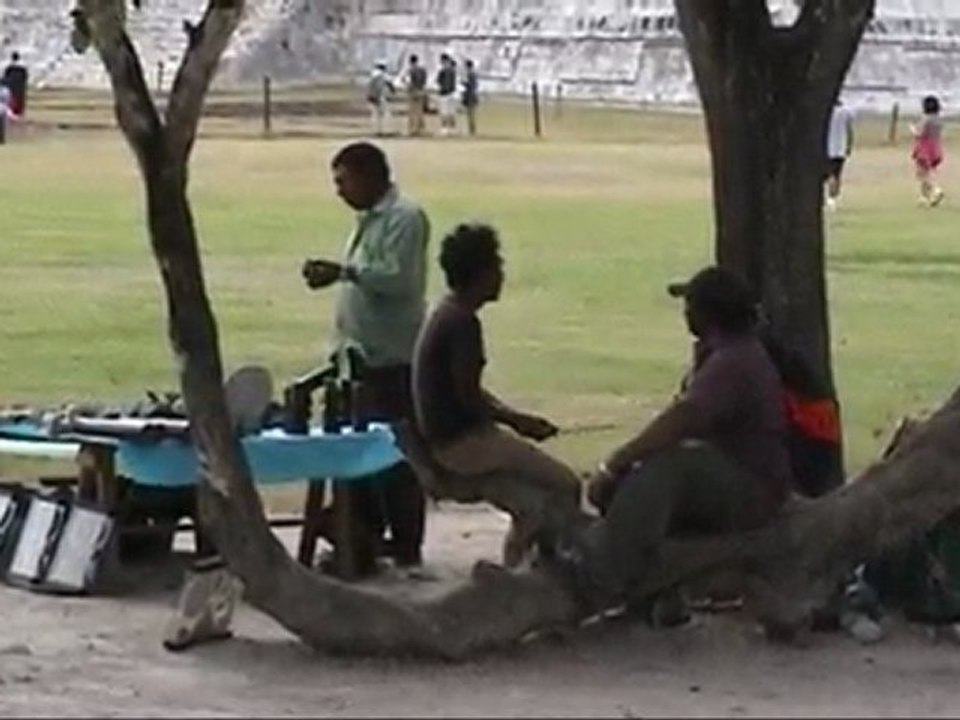 Chichen Itza & Cenote Ik-Kil