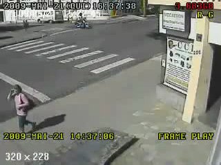 Crash moto vs moto 2