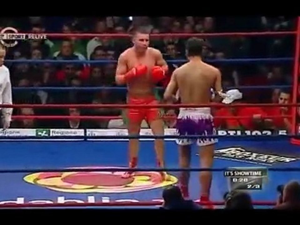 Chahid Oulad El Hadj Vs Sor Sudsakorn | It's Showtime | 2010
