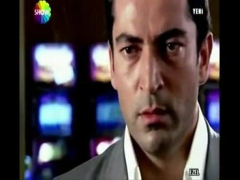 Kahraman TAZEOĞLU Anlamını yitiren şiir