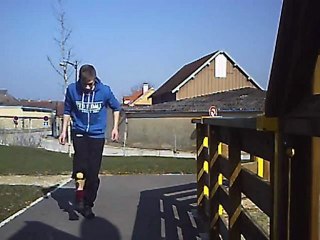 ATW avec une balle de tennis