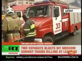 Un doble atentado suicida en el metro de Moscú
