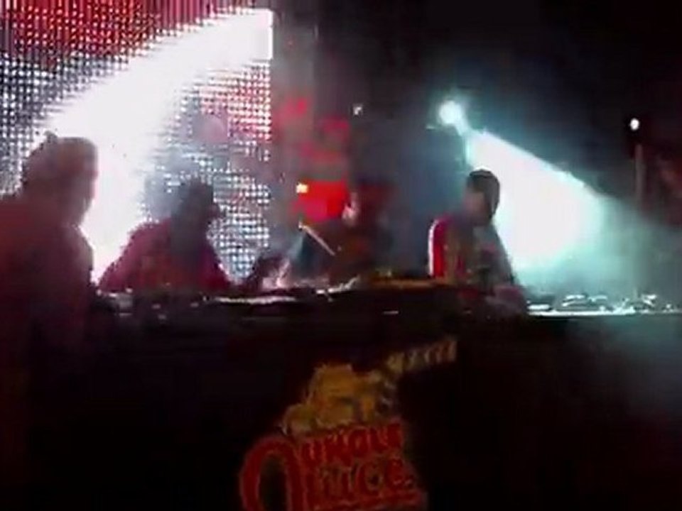 JUNGLE JUICE Ltd 05 cabaret sauvage 26.03.2010