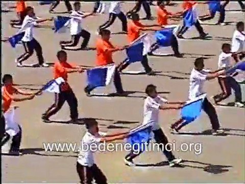 FLAMALI ERKEK HAREKETLERİ VEZİR KÖPRÜ 2005