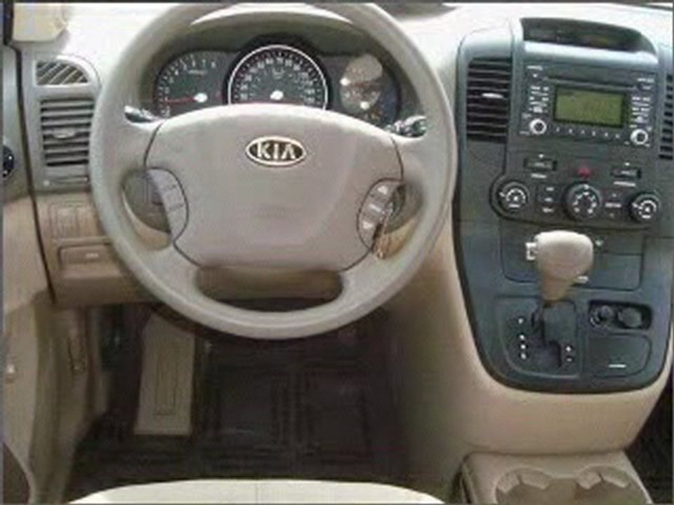 2009 Kia Sedona St Petersburg FL - by EveryCarListed.com