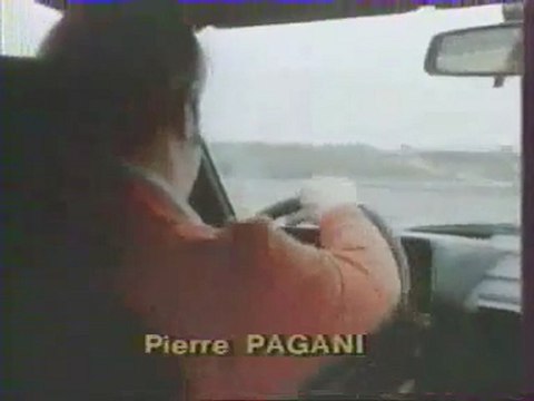 Peugeot-205-GTI-toutes-griffes-dehors