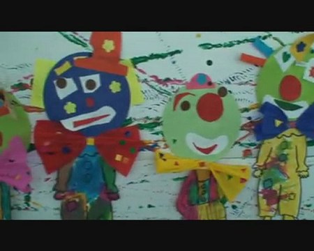 La parade des petits clowns