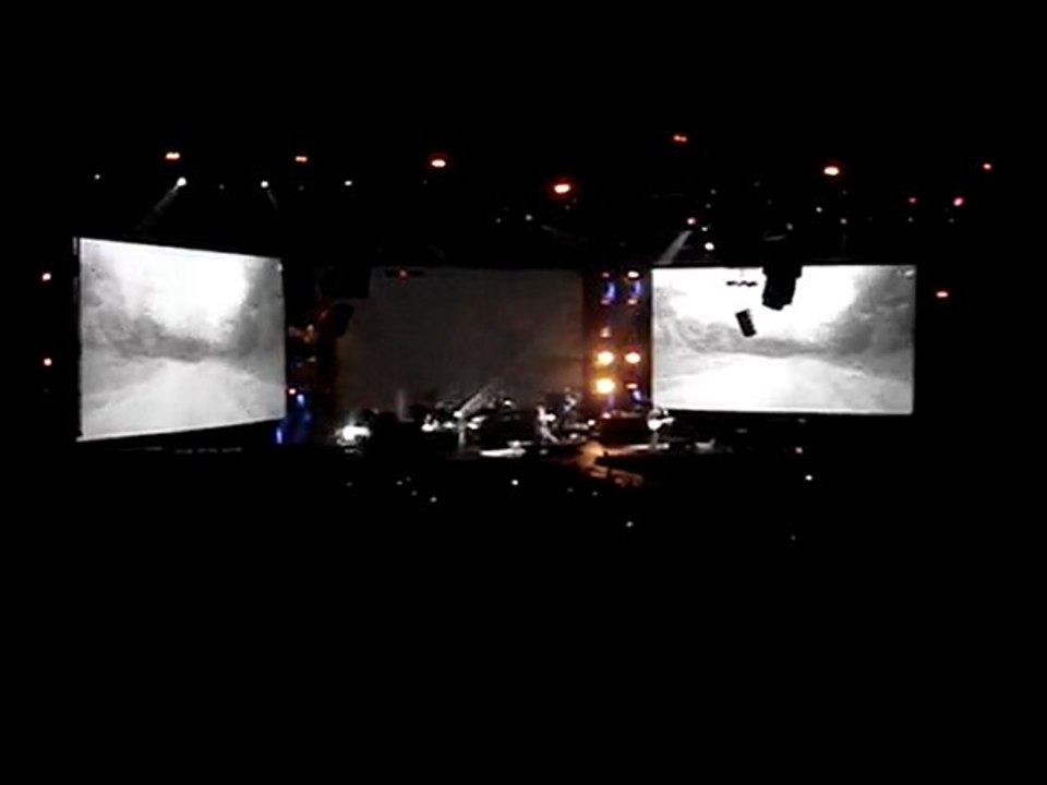 INDOCHINE ZENITH TOULOUSE METEOR TOUR 30/03/2010