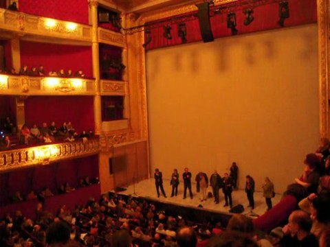 Culture, retour du Sénat, au théâtre de l'Odéon