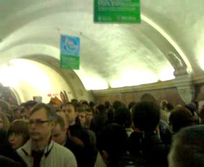 Attentats à Moscou - Evacuation d'un métro