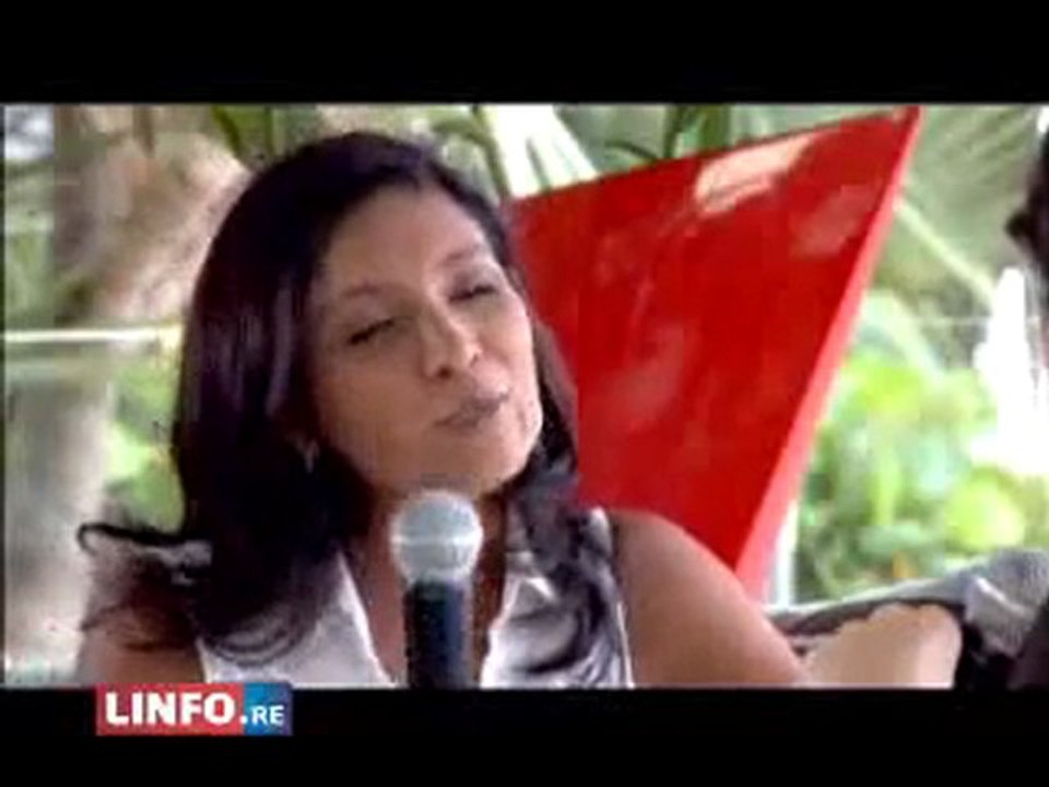 Florence Foresti - Interview à la Réunion (21/01/10).