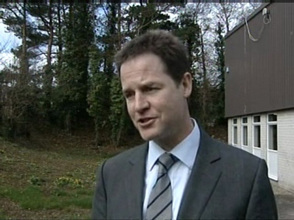 Clegg agrees with points-based immigration