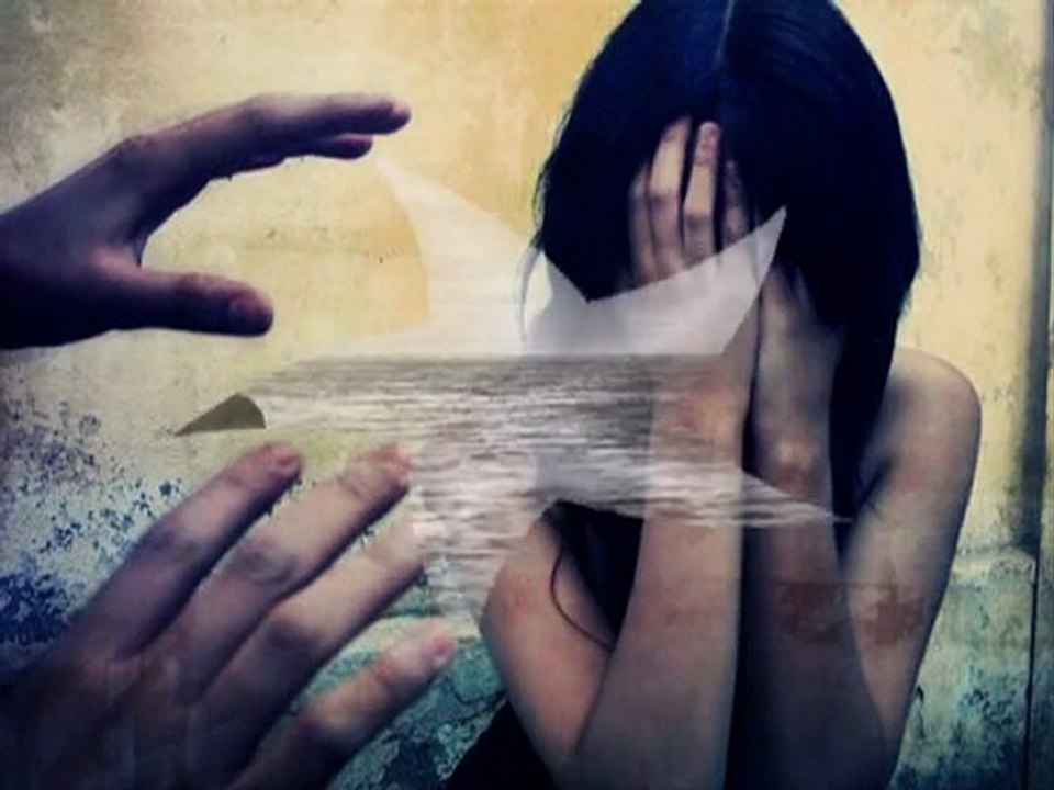 Kahraman Tazeoglu - Beni Susarken Bolme