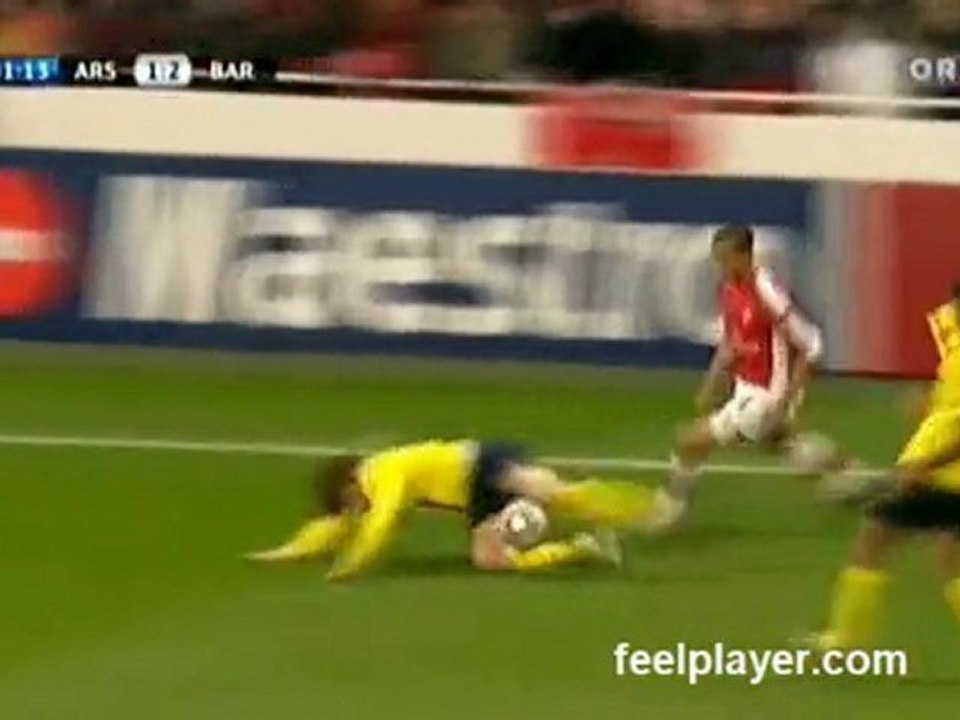 Walcott : Arsenal - Barselona