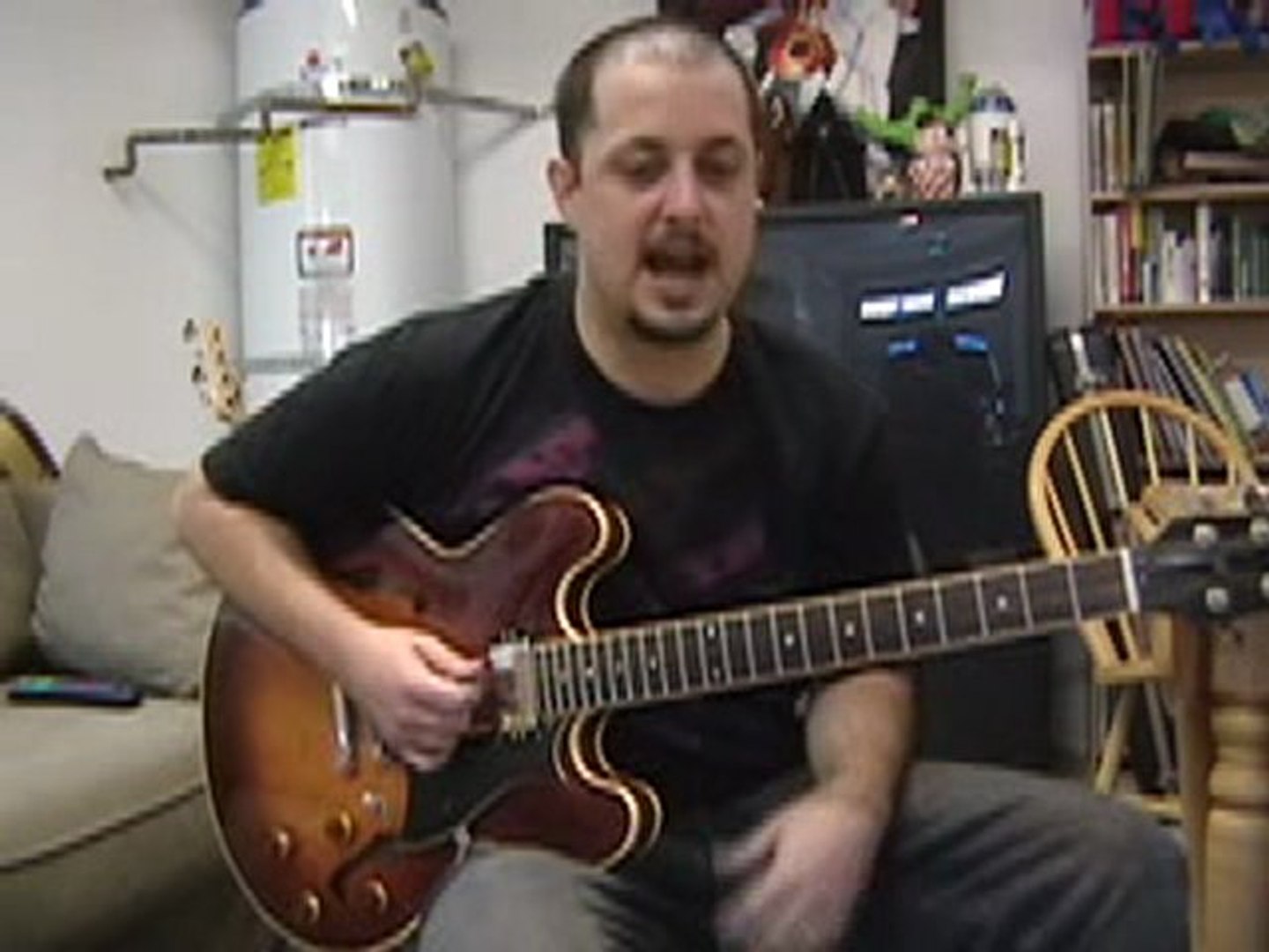 Easy blues scale lesson - Marty Schwartz - video dailymotion