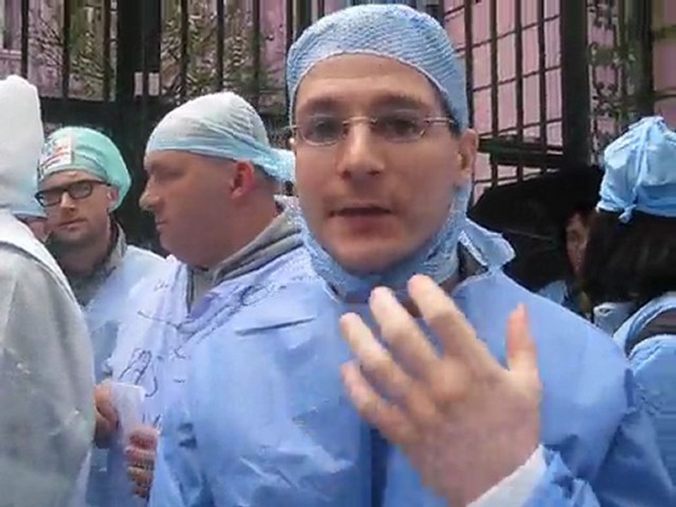 Manifestation Infirmier(e) rue Solférino  30 mars 2010 Paris