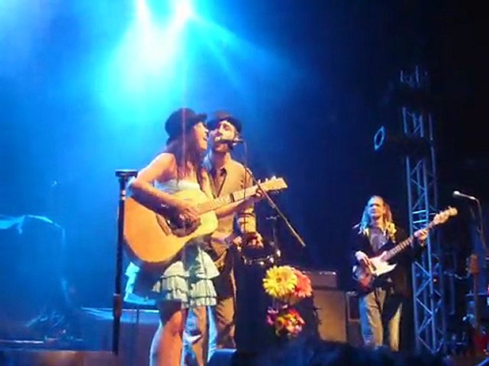 charlie winston et sa soeur 10 juin 2009 LA CIGALE
