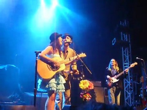 charlie winston et sa soeur 10 juin 2009 LA CIGALE