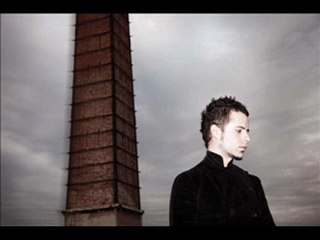 emreaydin -  Tam Dört Yıl Olmuş Dün (Kağıt Evler)
