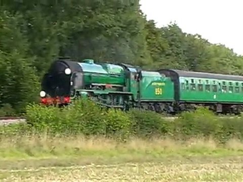 steam 850 lord nelson at the watercress line on 12/9/2009
