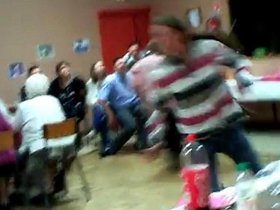 Cricri anniversaire 10 avril 2010 - jeu muzik1