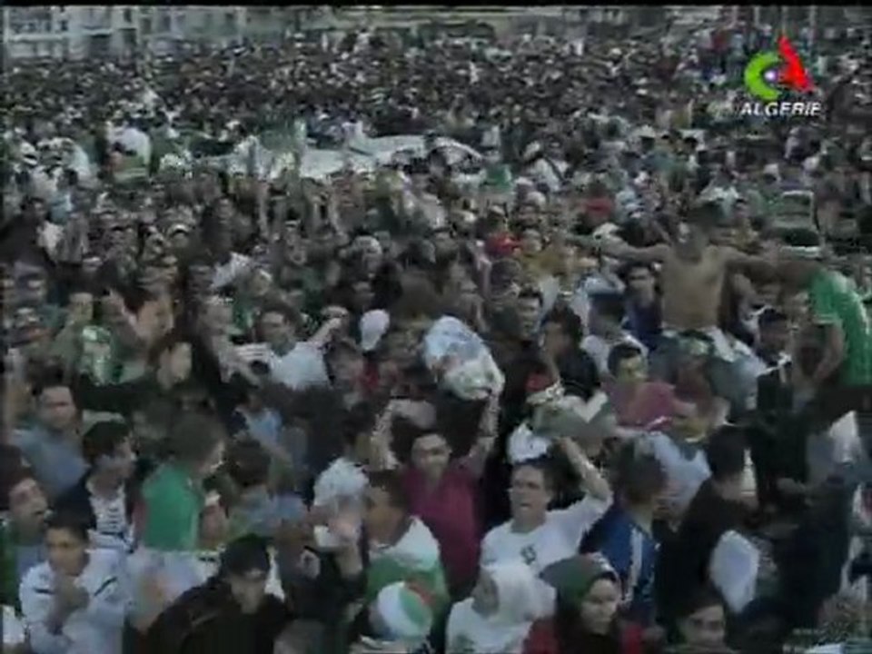 Arrivée à Alger des joueurs (4)