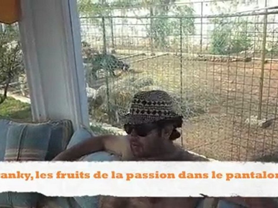 "Ferme-La un peu pour voir" (Parodie de la Ferme Célébrité)