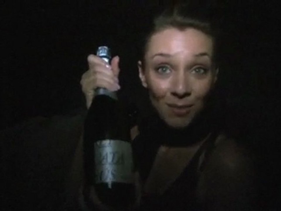Cava review in the dark cellar of the Ferré I Catasús winery