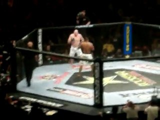 Daniel Cormier vs John Devine -Strikeforce Challengers