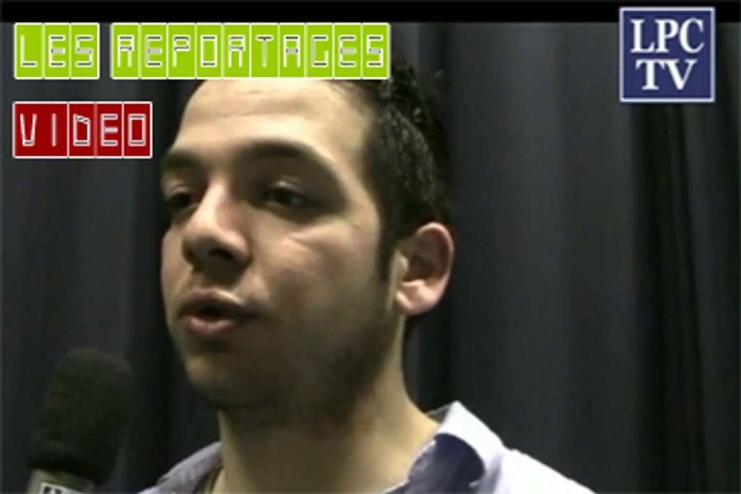 « Les Timbres », une pièce de théâtre jouée par des ados en