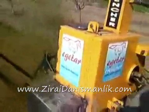 Kanal Kazma Makinası ( ZiraiDanismanlik.com)