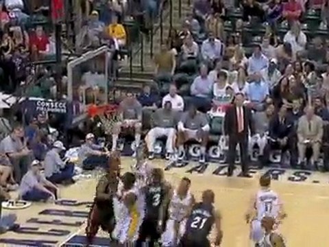 Dwyane Wade goes off for 43 points in an overtime win agains