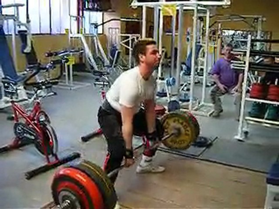 jeremy au soulevés de terre 150kg