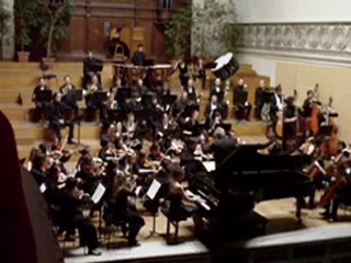 Julie Delbart - Concerto pour piano de Khachaturian - Part 1