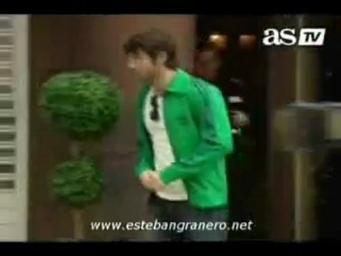 Real Madrid - Cumpleanos de Sergio Ramos (31.03.10)