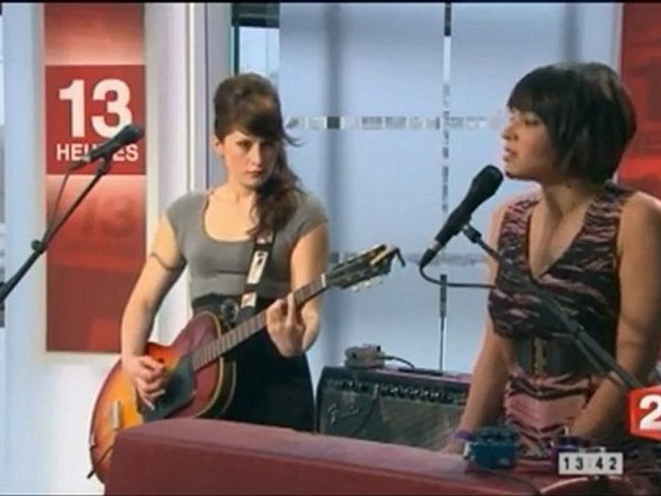 Norah Jones - Young Blood (duo live)