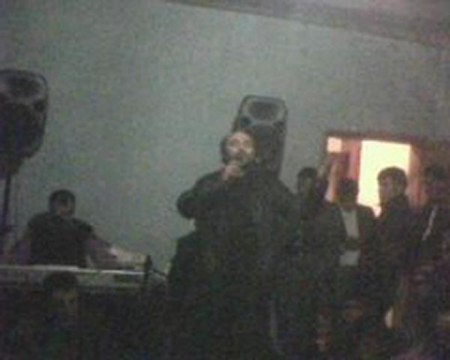 YAVUZ BEYDEN ALTIN HIZMA MÜLAYİM,AL YEŞİL GİYMİŞ ALLANIR BLM