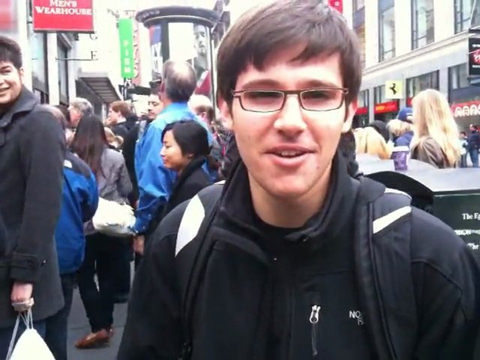 L'Ipad arrive dans les Applestore (vidéo Le Soir)