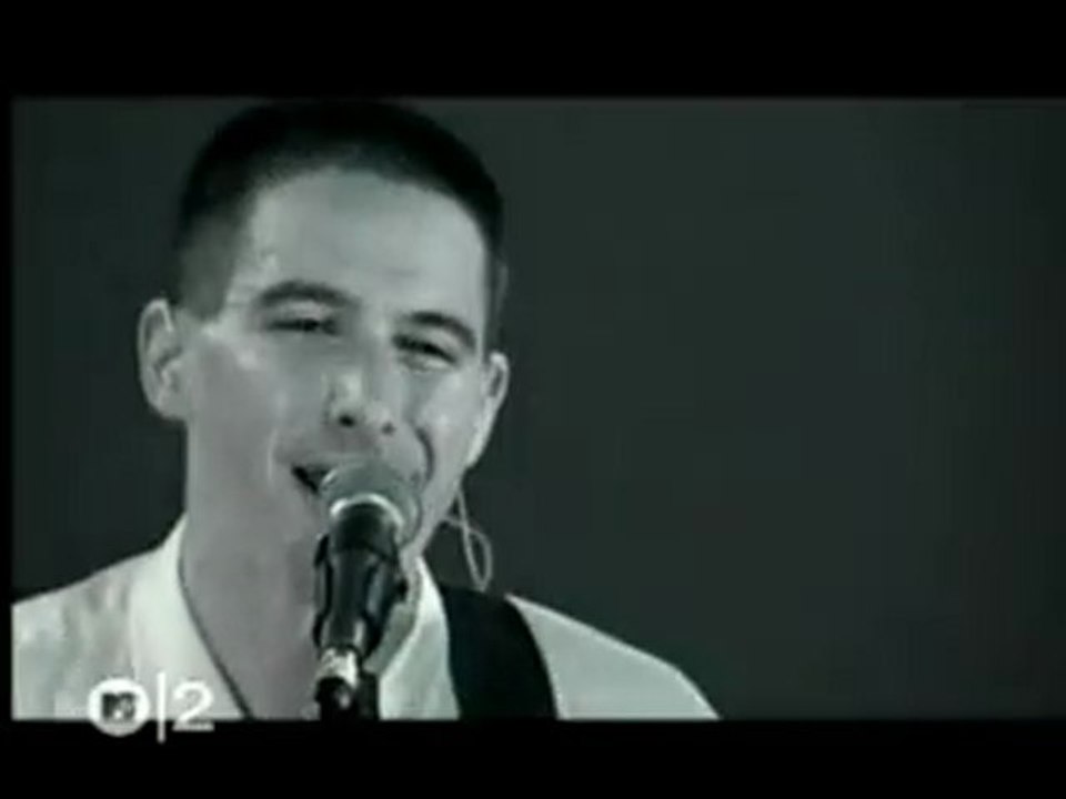 Beastie Boys - Sabotage (live Glasgow 98)