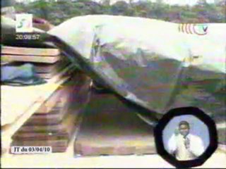 Les risques des convois de fortune dur la rivière Sangha