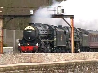 The royal duchy steam 44871+70013 at teignmouth 3/4/2010