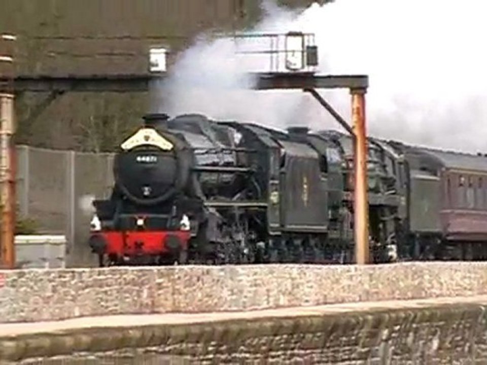 The royal duchy steam 44871+70013 at teignmouth 3/4/2010