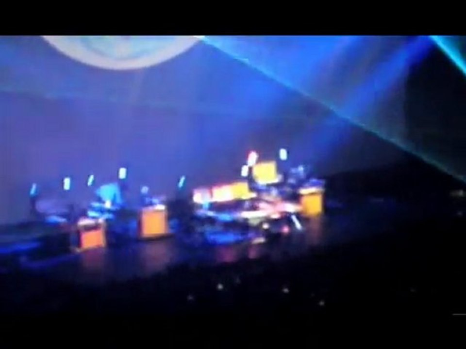 Jean-michel Jarre à Paris Bercy 2010 "Oxygène"