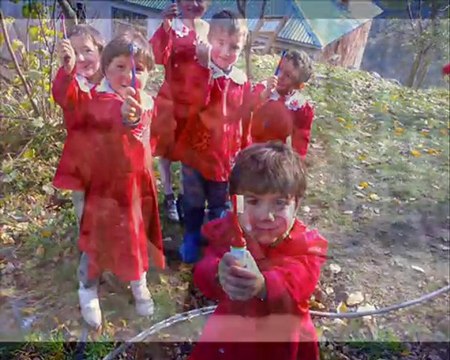 Çocuklar Gülsün Diye..