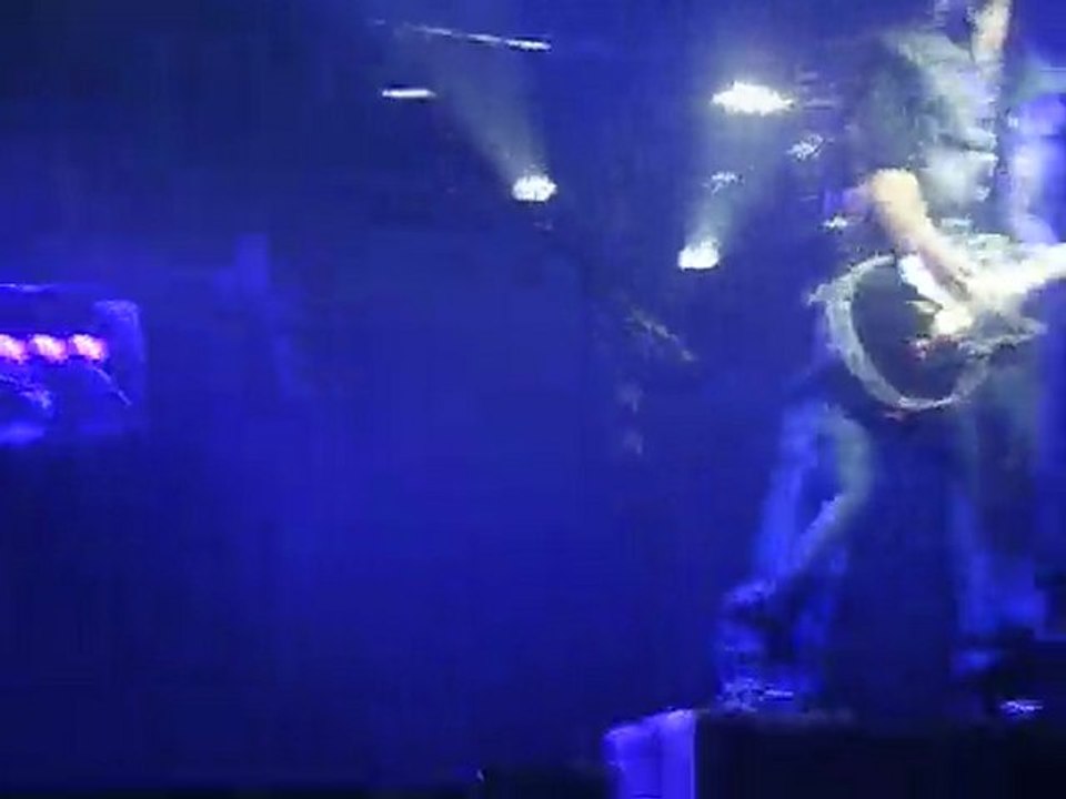 Tokio Hotel - In Your Shadow (live Genève 2010)