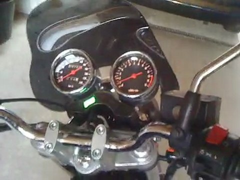 Silencieux Yoshimura vieux sur un 600 bandit