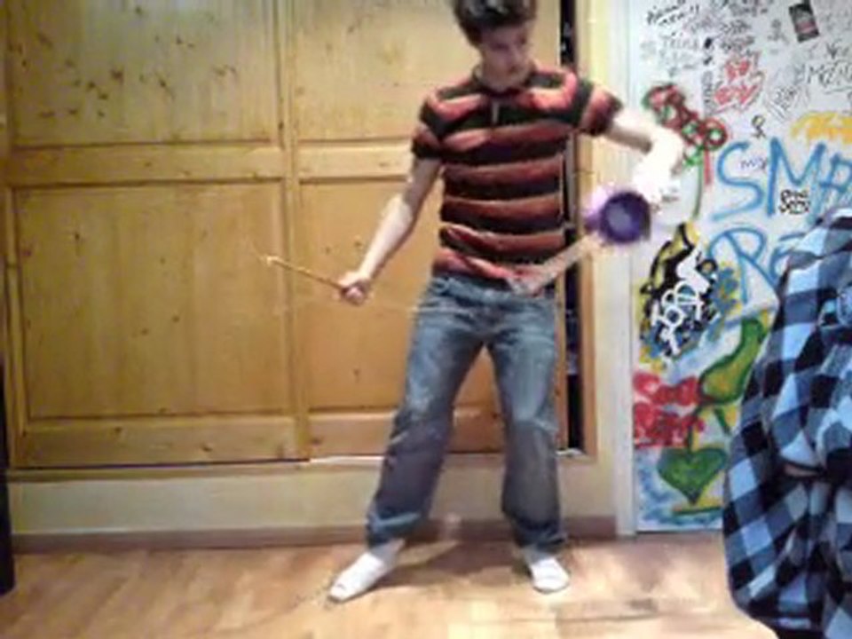 Diabolo Amateur : Salto with diabolo and other ...